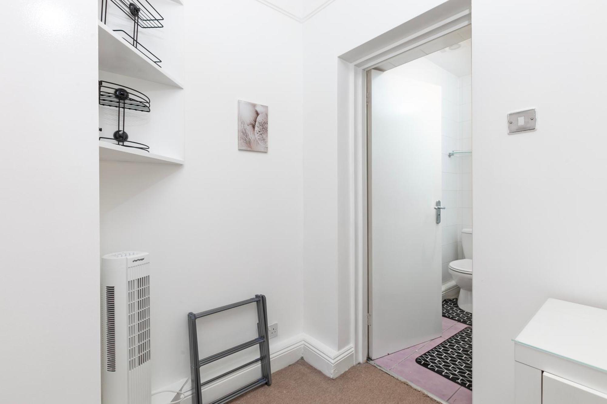 Beautiful 3 Bedroom Flat In Scott Ellis Gardens Londra Dış mekan fotoğraf