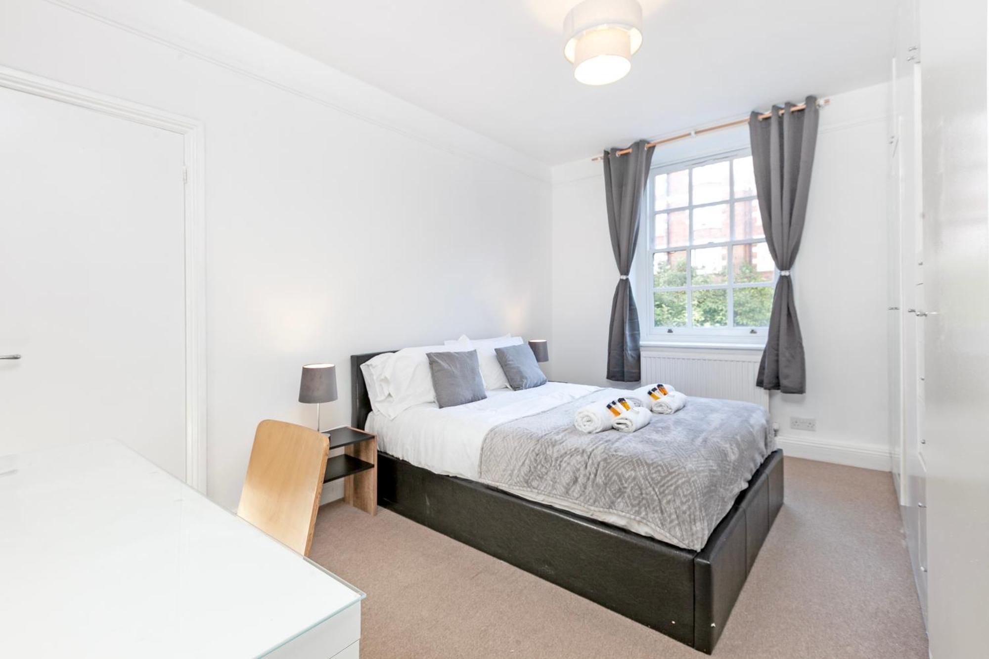 Beautiful 3 Bedroom Flat In Scott Ellis Gardens Londra Dış mekan fotoğraf