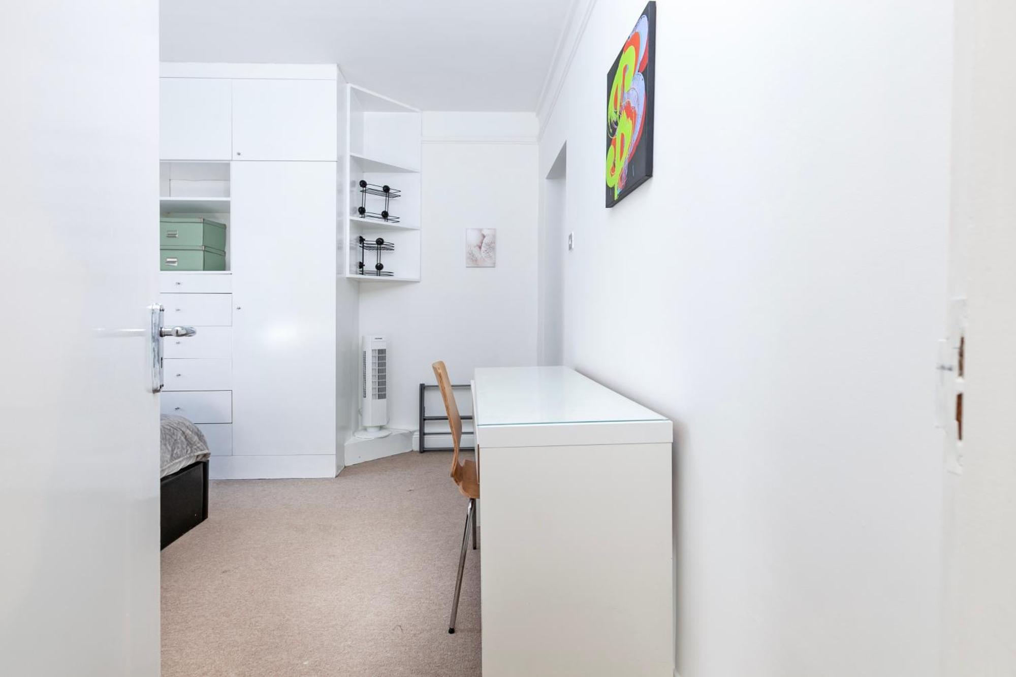 Beautiful 3 Bedroom Flat In Scott Ellis Gardens Londra Dış mekan fotoğraf